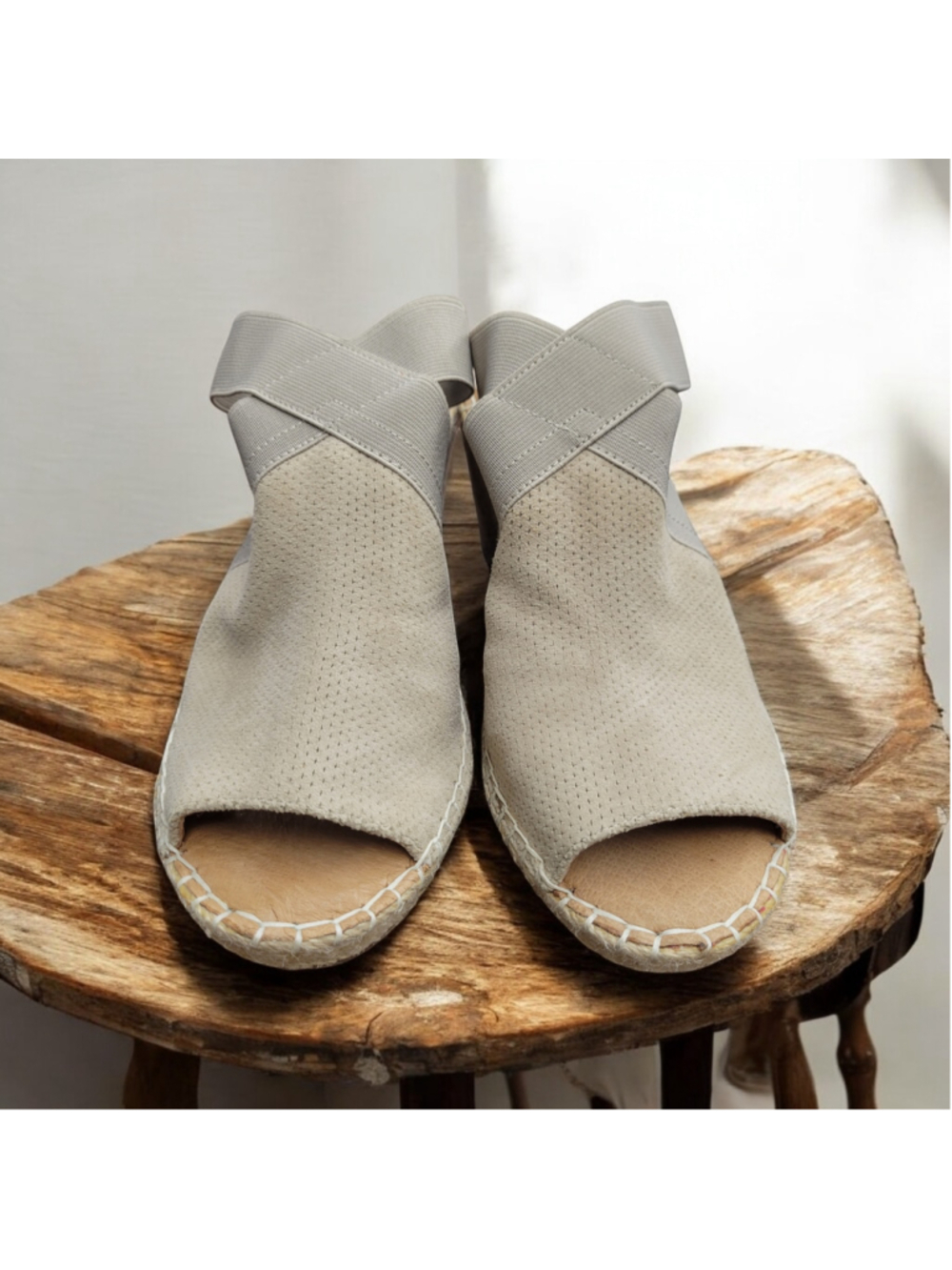 Women's Gentle Souls Beige Wedge Sandals Size 8M